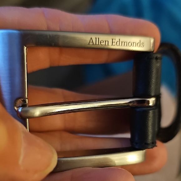 Allen Edmonds Black Leather Belt - Picture 7 of 7